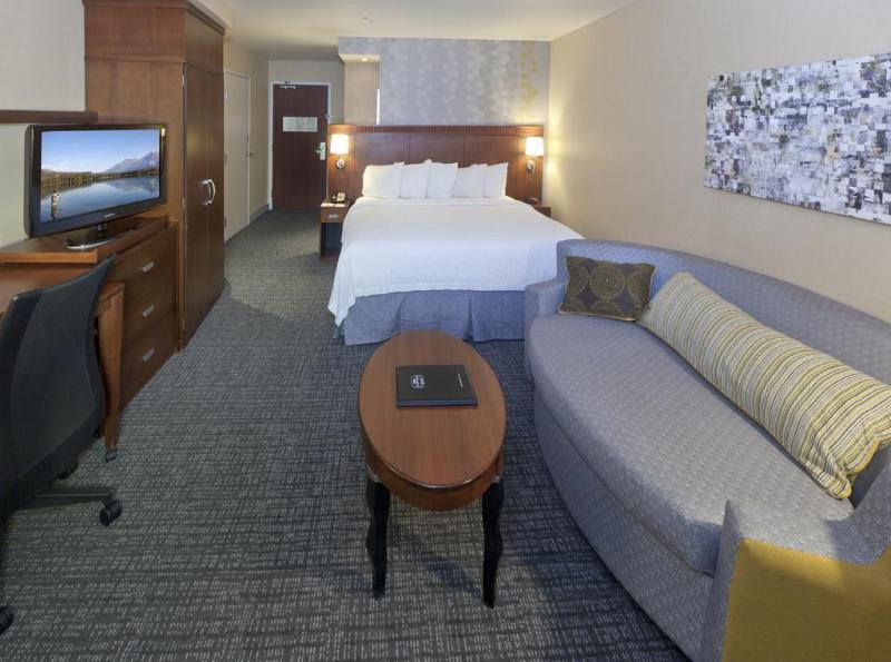 Courtyard By Marriott Ontario Rancho Cucamonga Ξενοδοχείο Εξωτερικό φωτογραφία