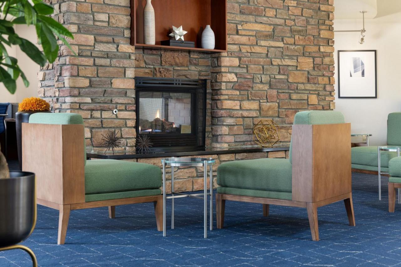 Courtyard By Marriott Ontario Rancho Cucamonga Ξενοδοχείο Εξωτερικό φωτογραφία