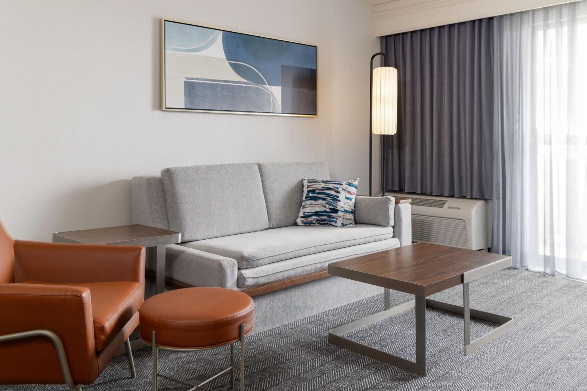 Courtyard By Marriott Ontario Rancho Cucamonga Ξενοδοχείο Εξωτερικό φωτογραφία