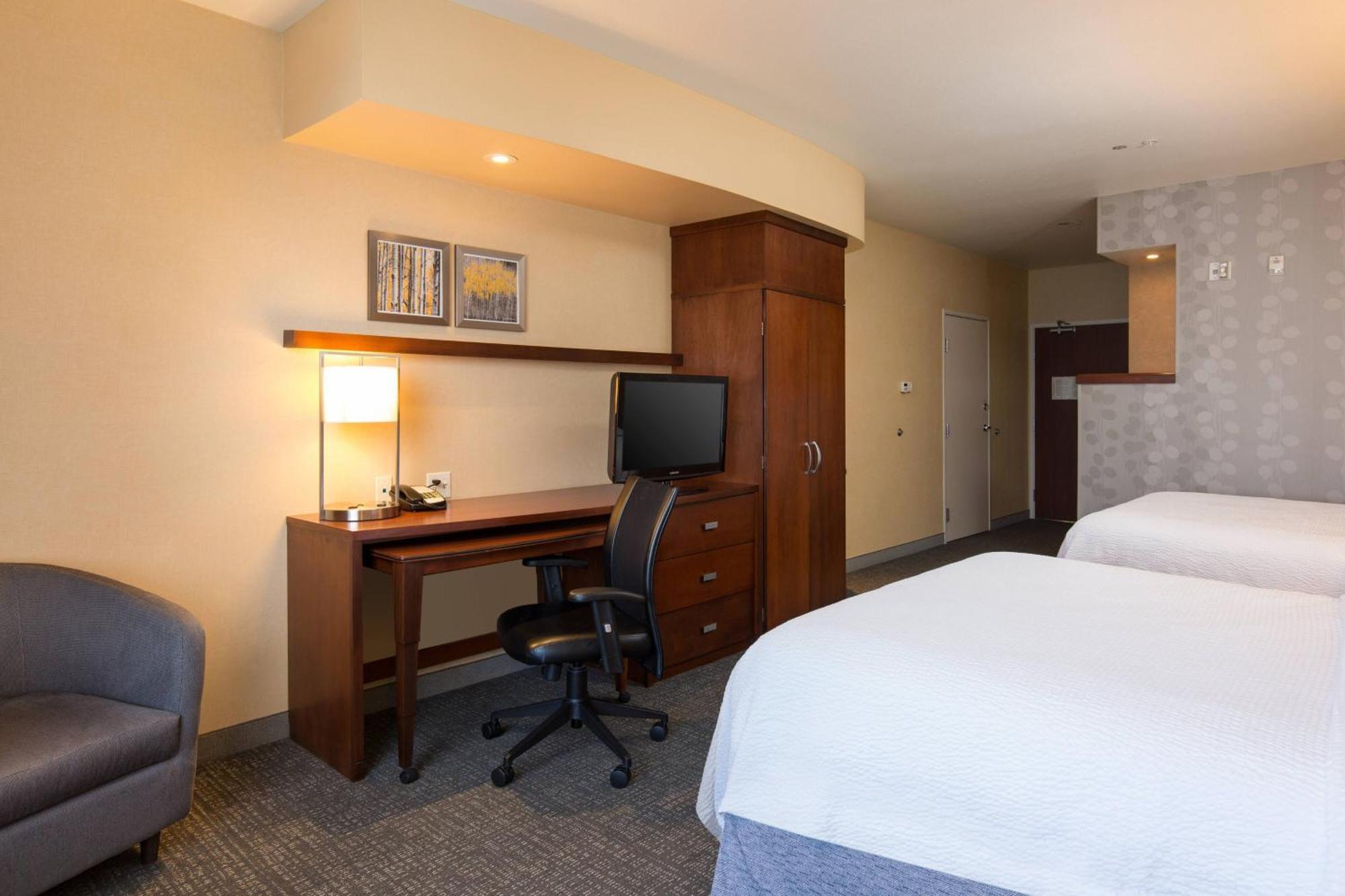 Courtyard By Marriott Ontario Rancho Cucamonga Ξενοδοχείο Εξωτερικό φωτογραφία