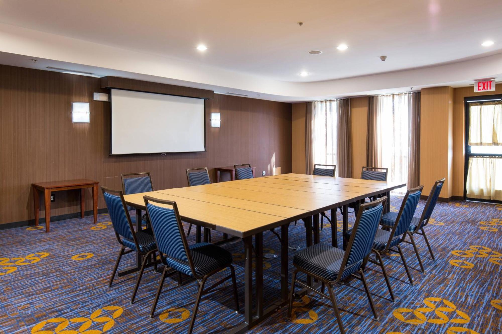 Courtyard By Marriott Ontario Rancho Cucamonga Ξενοδοχείο Εξωτερικό φωτογραφία
