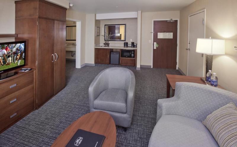 Courtyard By Marriott Ontario Rancho Cucamonga Ξενοδοχείο Εξωτερικό φωτογραφία