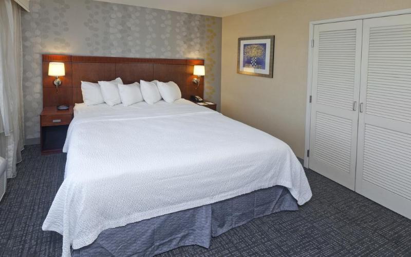 Courtyard By Marriott Ontario Rancho Cucamonga Ξενοδοχείο Εξωτερικό φωτογραφία